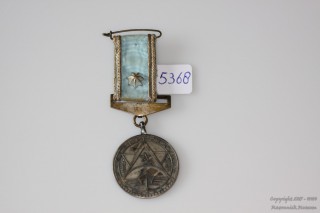 Voorzijde met label   
